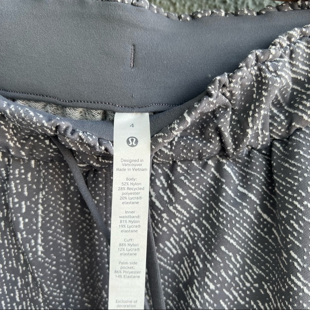 Lululemon Stretch High Rise Joggers - Picture 5 of 6